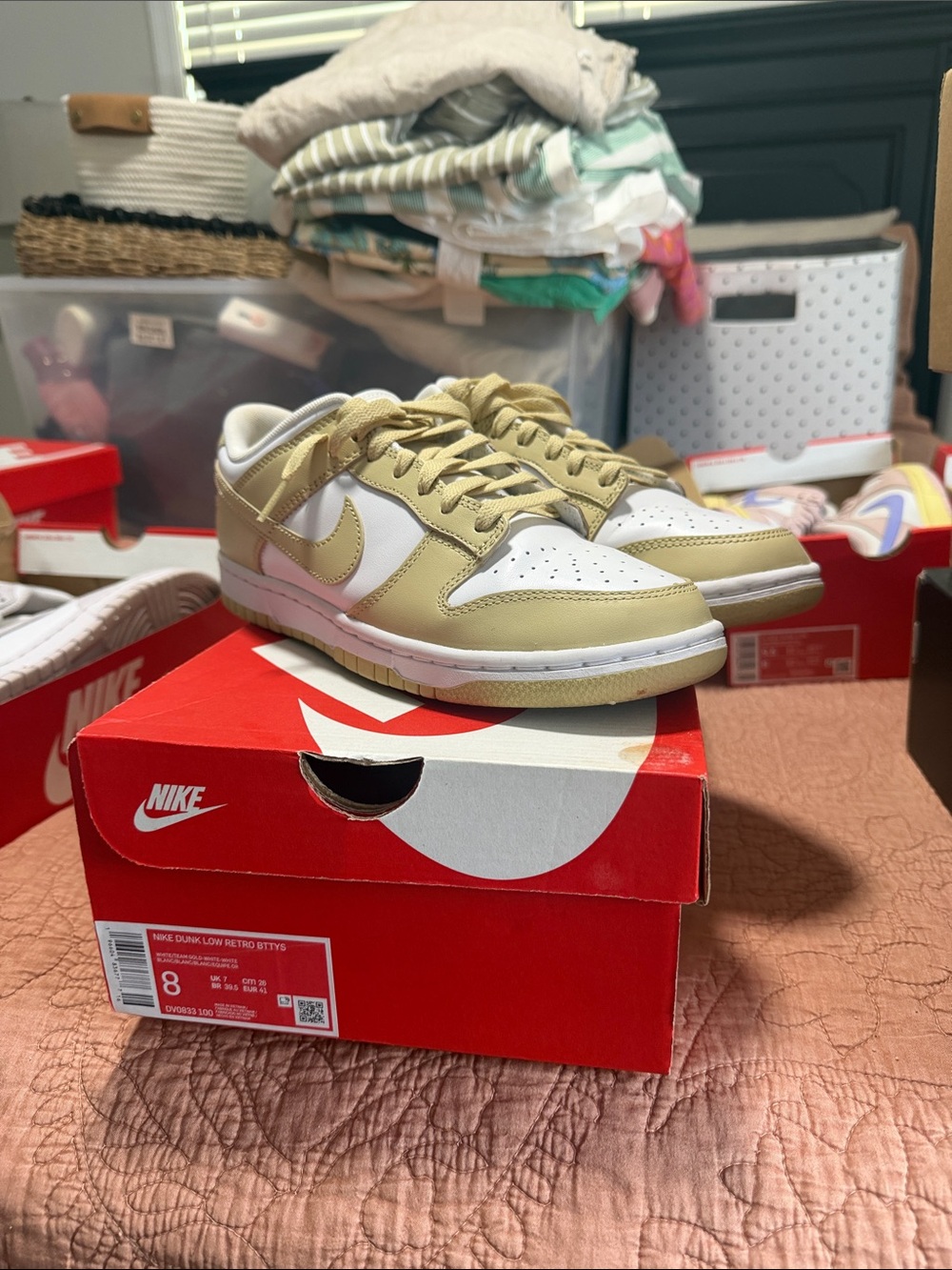 Nike Low-Top Sneakers in Cream & White